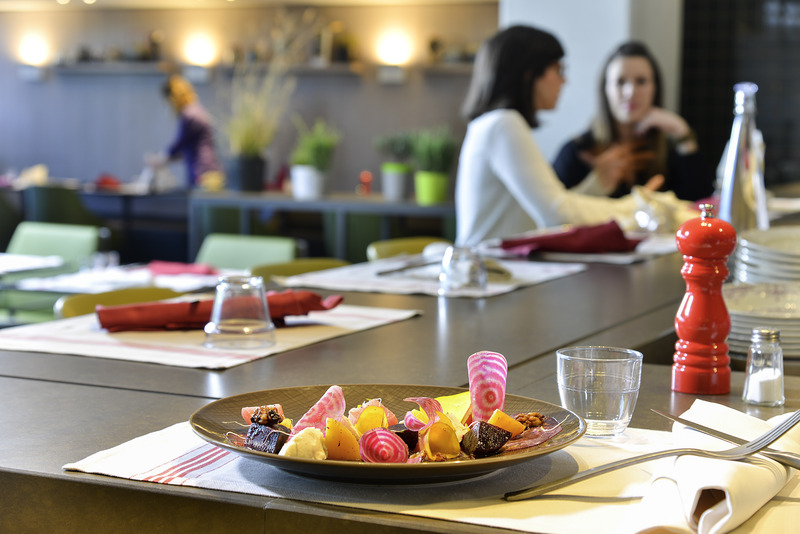 Radisson Bly CDG Airport Havaalanı - Restoran
