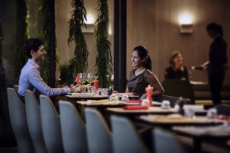 Radisson Bly CDG Airport Havaalanı - Restoran
