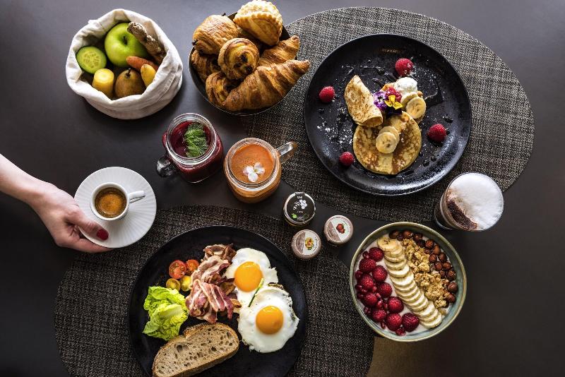 Radisson Bly CDG Airport Havaalanı - Restoran