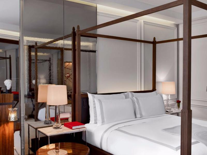 Baccarat Hotel and Residences New York - Oda