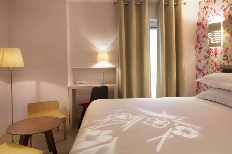 Hotel Eden Paris - Oda