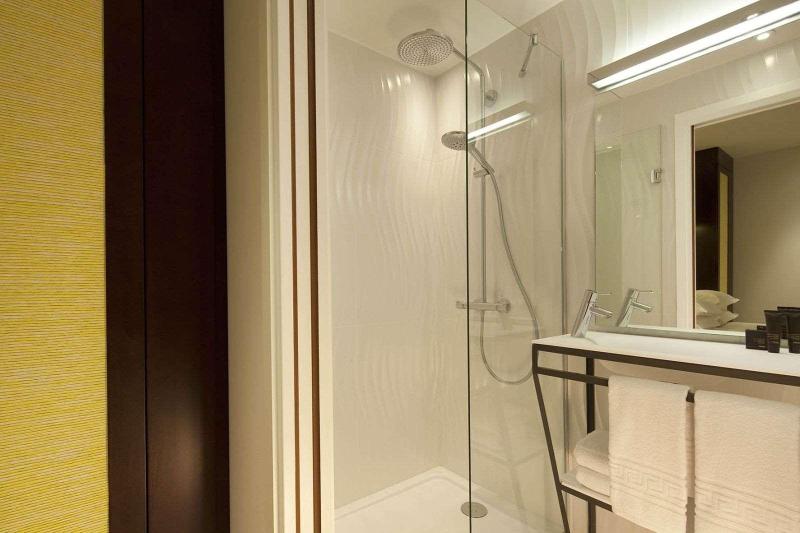 Hotel Eden Paris - Oda