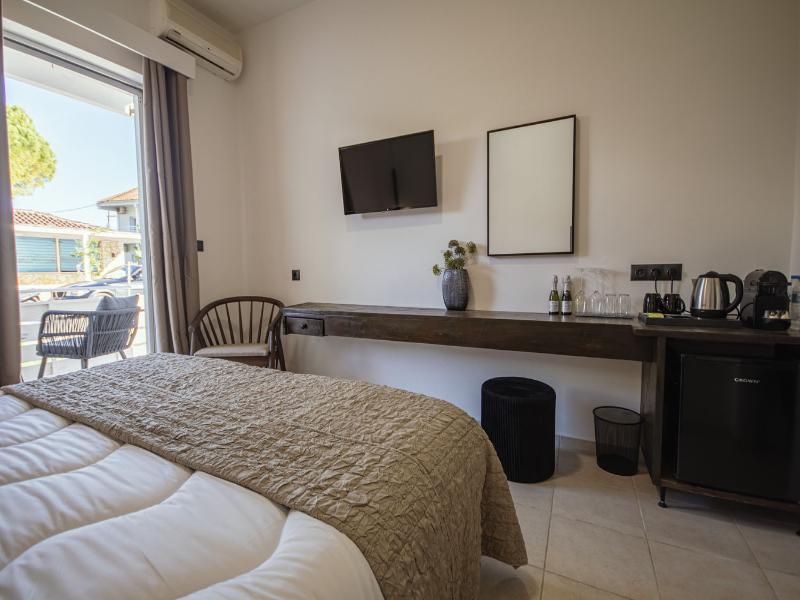 BOHOTEL Eleonas & Annex Apartments - Oda