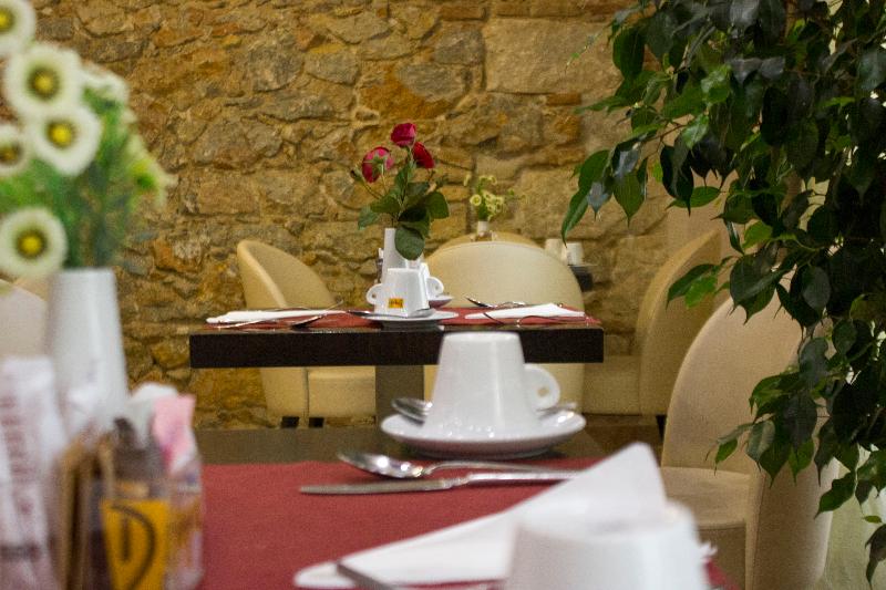 Ambrosia Suites - Restoran