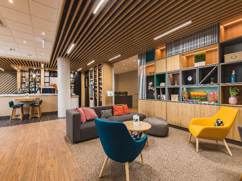 Holiday Inn Budapest - Budaors - Lobi