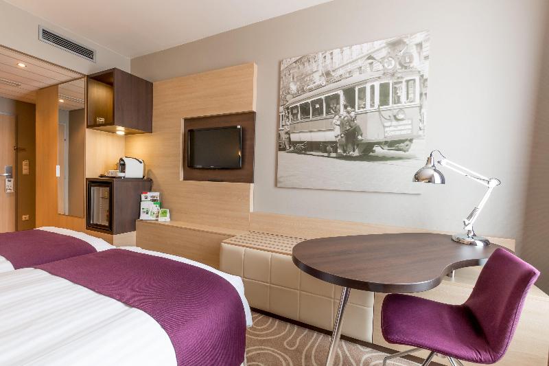 Holiday Inn Budapest - Budaors - Oda