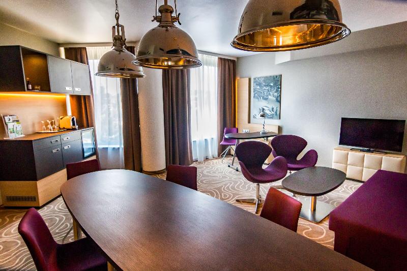 Holiday Inn Budapest - Budaors - Oda