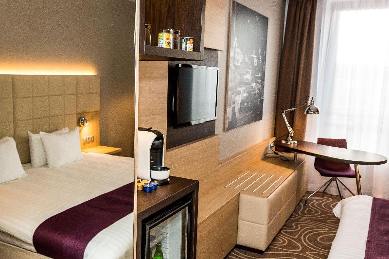 Holiday Inn Budapest - Budaors - Oda