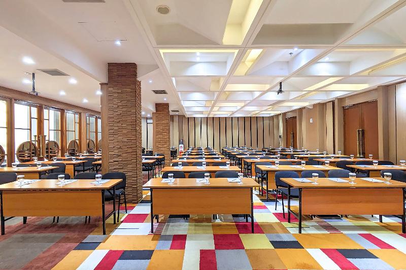 THE 1O1 Bandung Dago Hotel - Toplantı