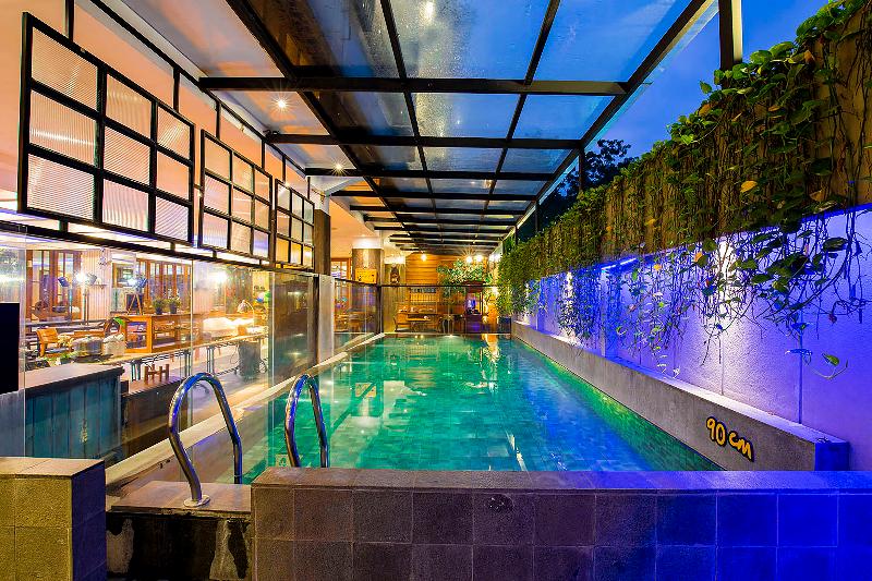 THE 1O1 Bandung Dago Hotel - Havuz