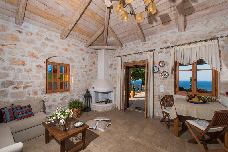 Blue Caves Villas - Genel