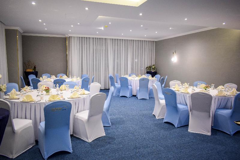 Saraya Corniche Hotel - Toplantı
