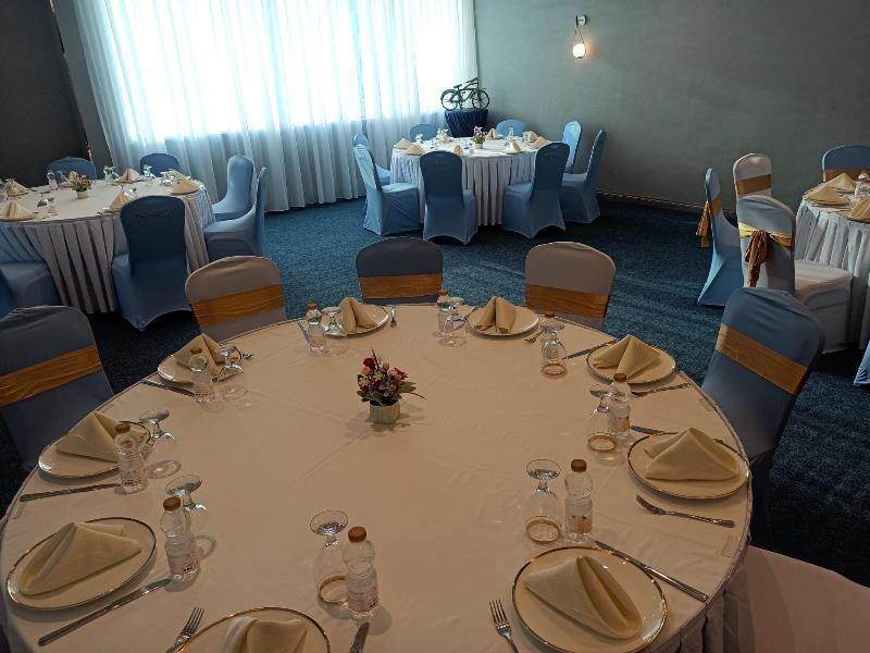 Saraya Corniche Hotel - Toplantı