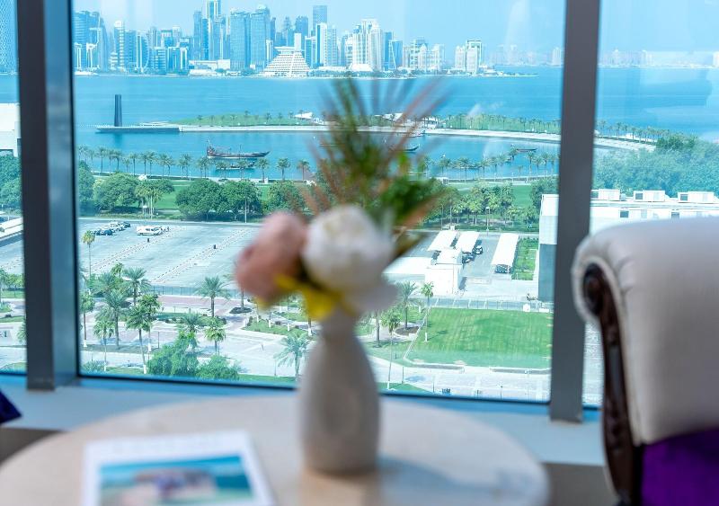 Saraya Corniche Hotel - Genel