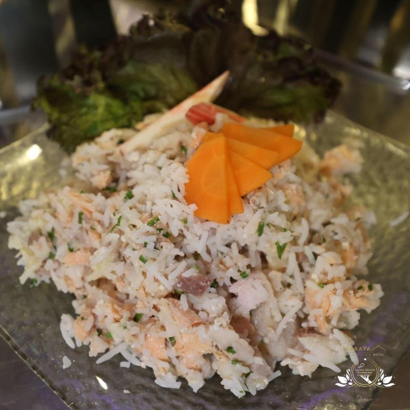 Saraya Corniche Hotel - Restoran
