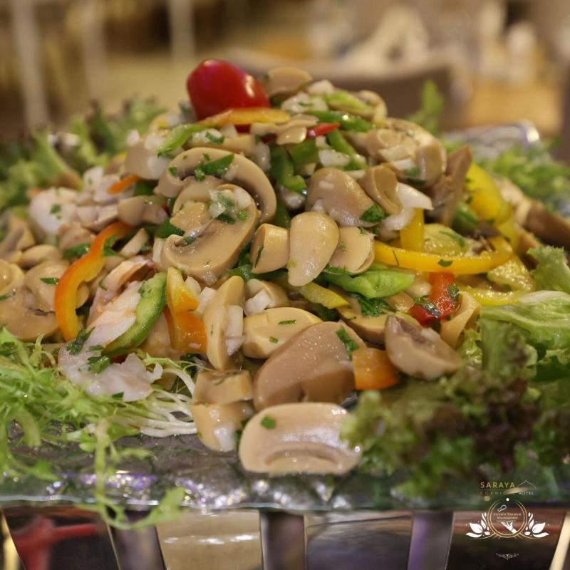 Saraya Corniche Hotel - Restoran