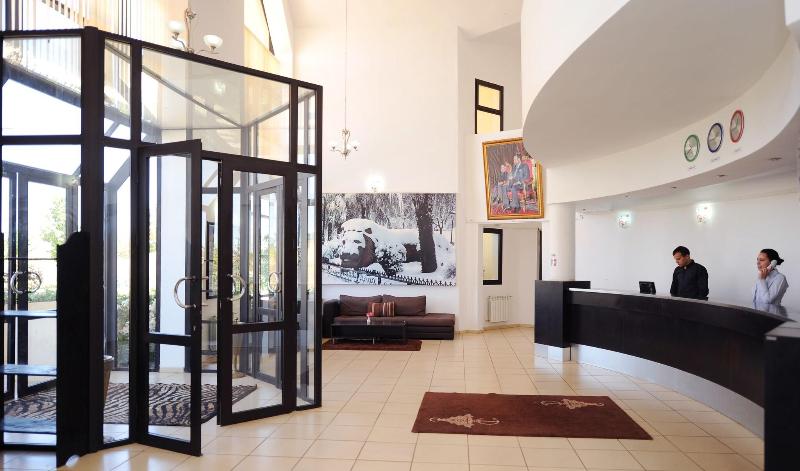 Farah Inn Ifrane - Lobi
