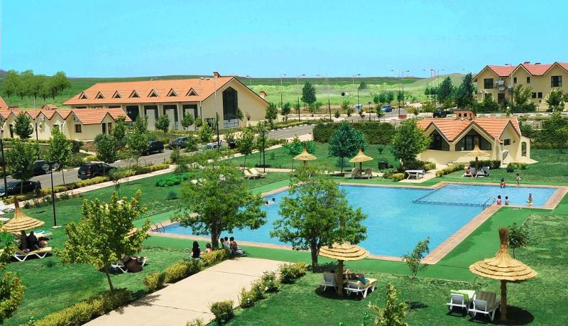Farah Inn Ifrane - Havuz