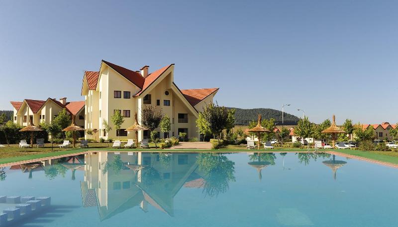 Farah Inn Ifrane - Havuz