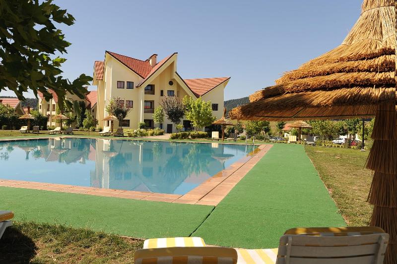 Farah Inn Ifrane - Havuz