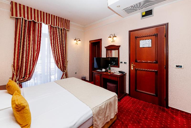 Hotel Savoy - Oda