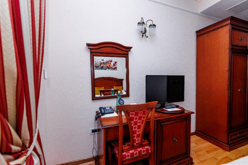 Hotel Savoy - Oda