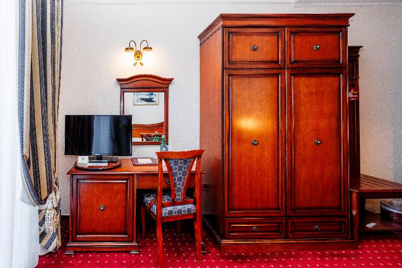 Hotel Savoy - Oda