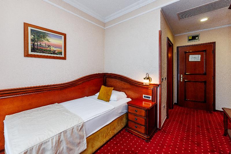 Hotel Savoy - Oda