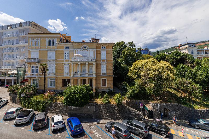 Hotel Savoy - Oda