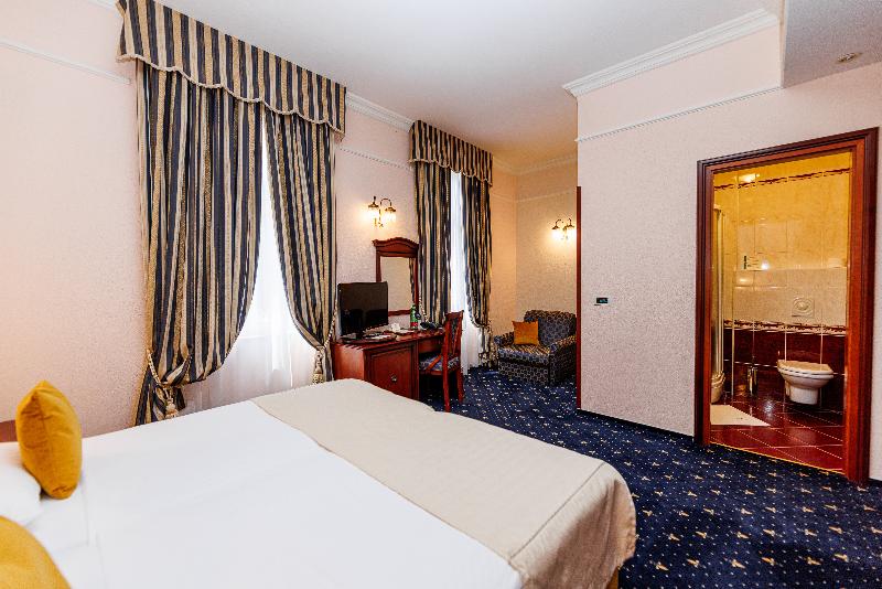 Hotel Savoy - Oda