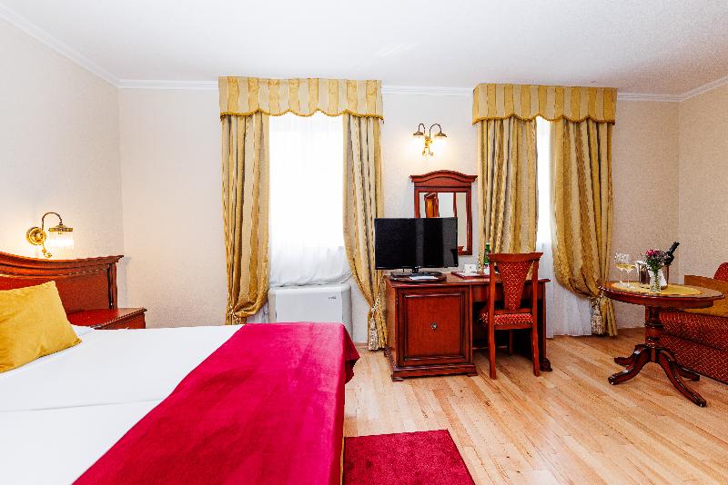 Hotel Savoy - Oda