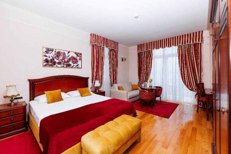 Hotel Savoy - Oda