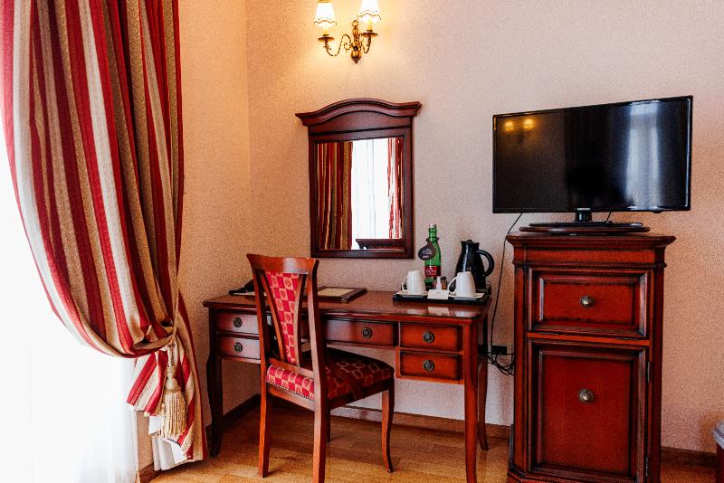Hotel Savoy - Oda