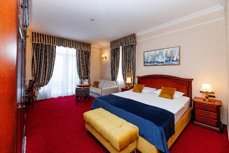 Hotel Savoy - Oda