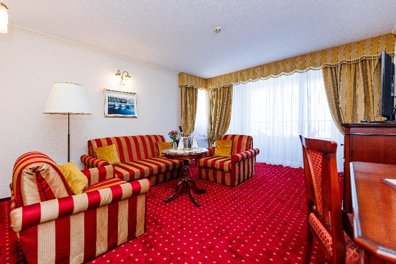 Hotel Savoy - Oda