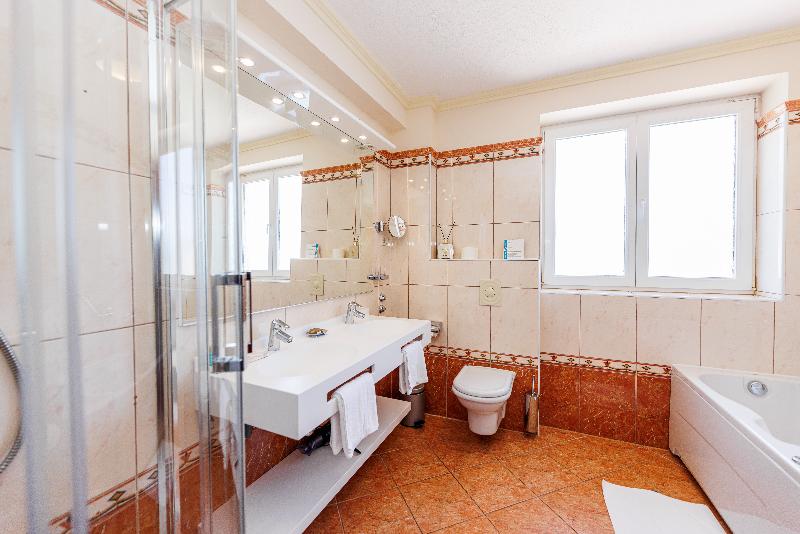 Hotel Savoy - Oda