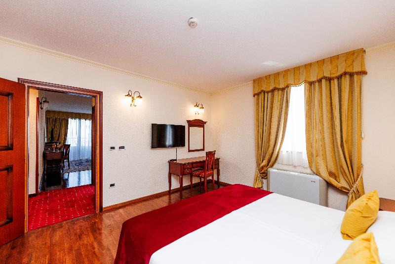 Hotel Savoy - Oda