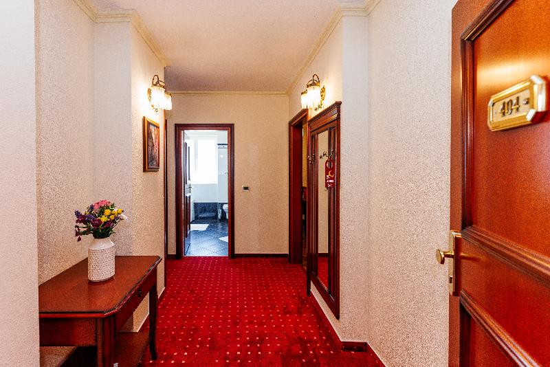 Hotel Savoy - Oda