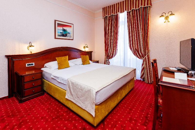 Hotel Savoy - Oda