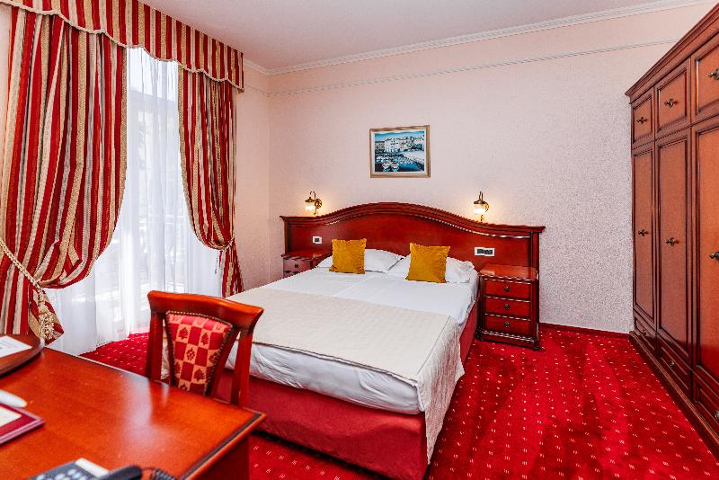 Hotel Savoy - Oda