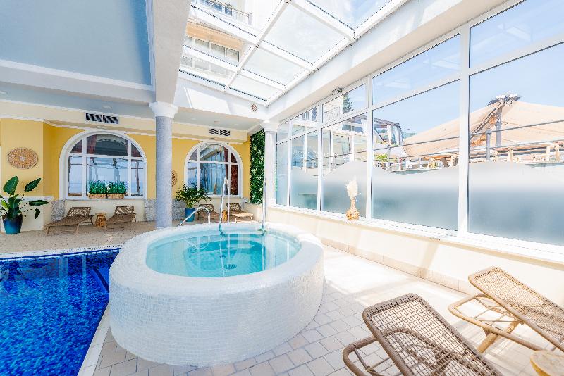 Hotel Savoy - Havuz