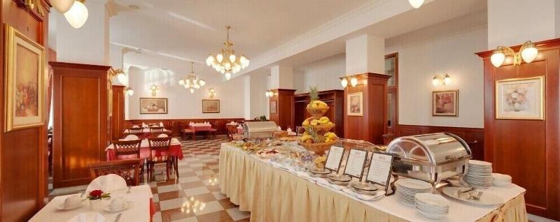 Hotel Savoy - Restoran
