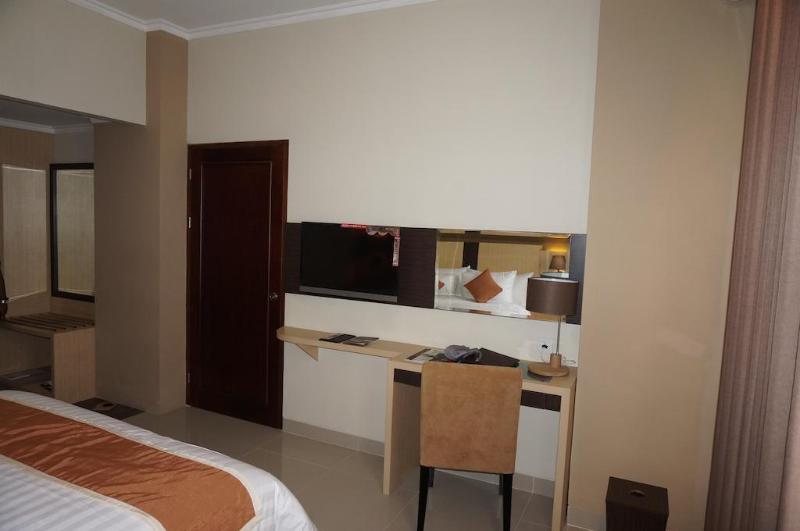 Horison Ultima Riss Yogyakarta - Genel