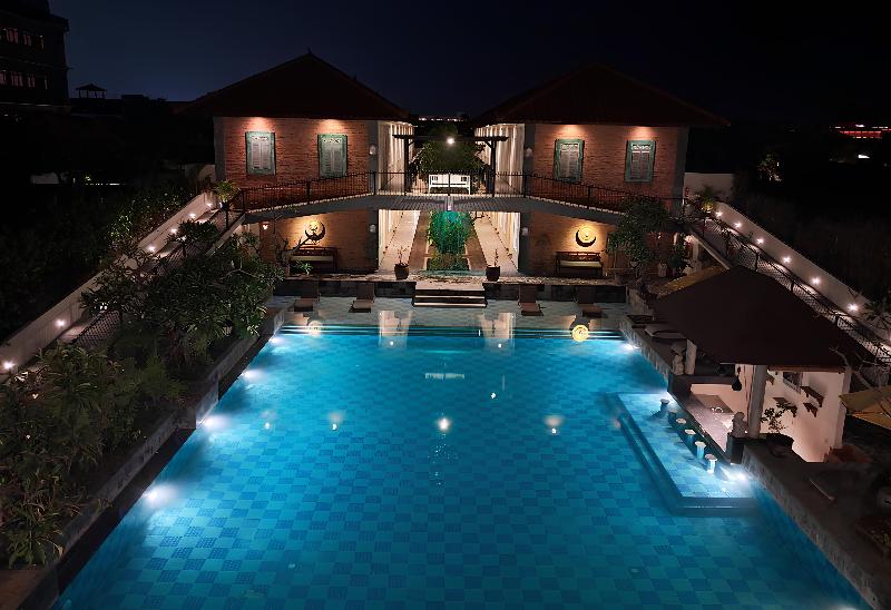 SOLTERRA SEMINYAK Boutique Hotel & Spa - Havuz