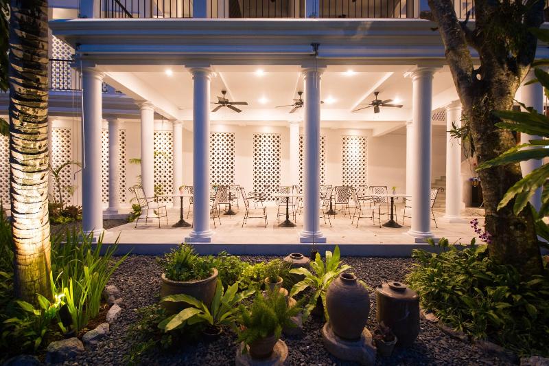 Little Nyonya Hotel - Teras