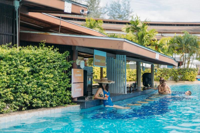 Arinara Beach Resort Phuket - Bar