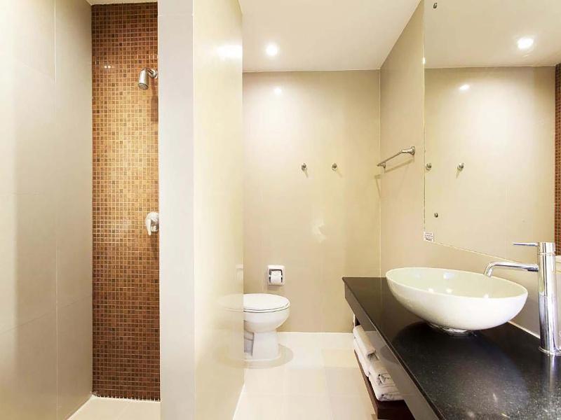 Arinara Beach Resort Phuket - Oda