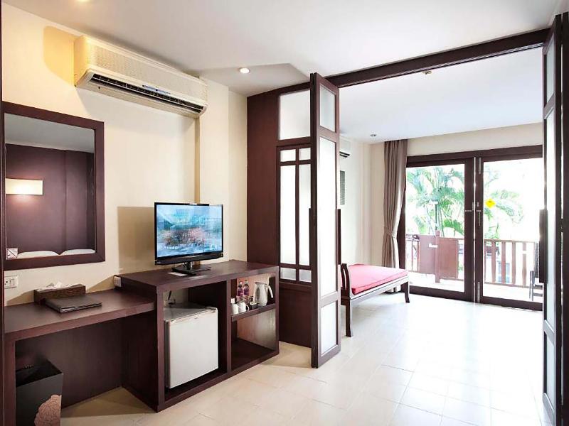 Arinara Beach Resort Phuket - Oda