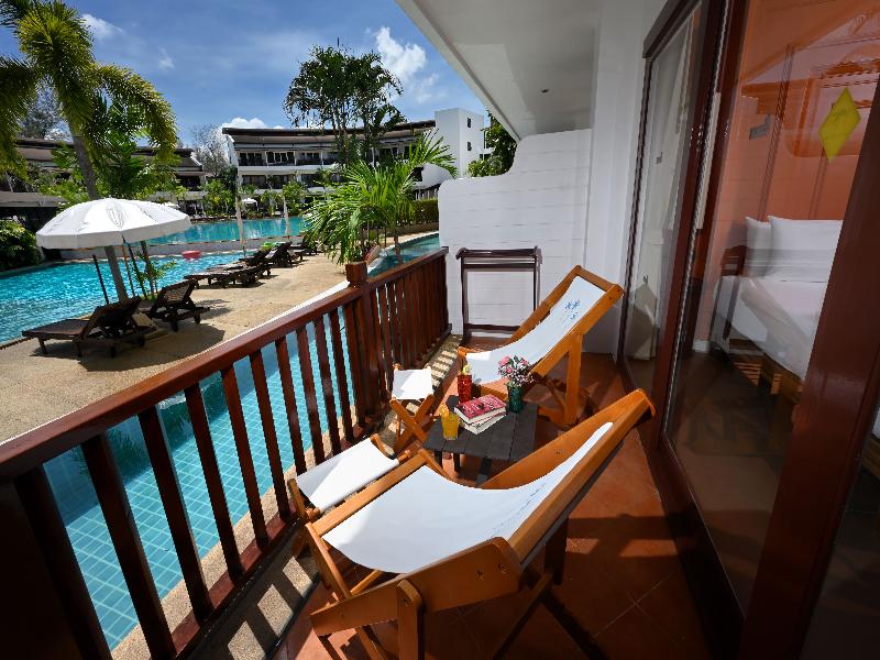Arinara Beach Resort Phuket - Oda