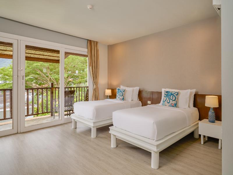 Arinara Beach Resort Phuket - Oda